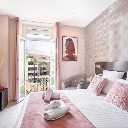 Hotel Du Vieux Port Saint-Raphaël Dış mekan fotoğraf